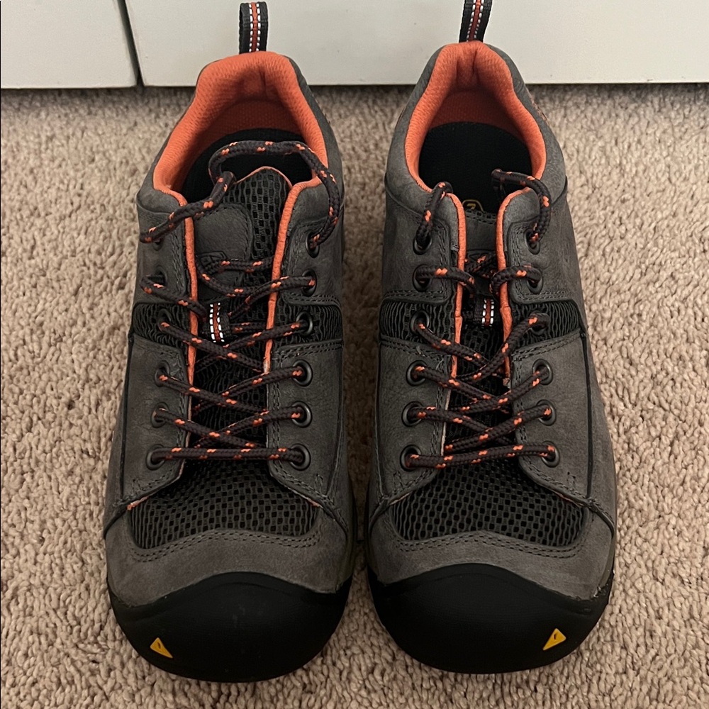 Keen Women's Wichita Shoes  - Magnet/Arabesque 7.5 EUC